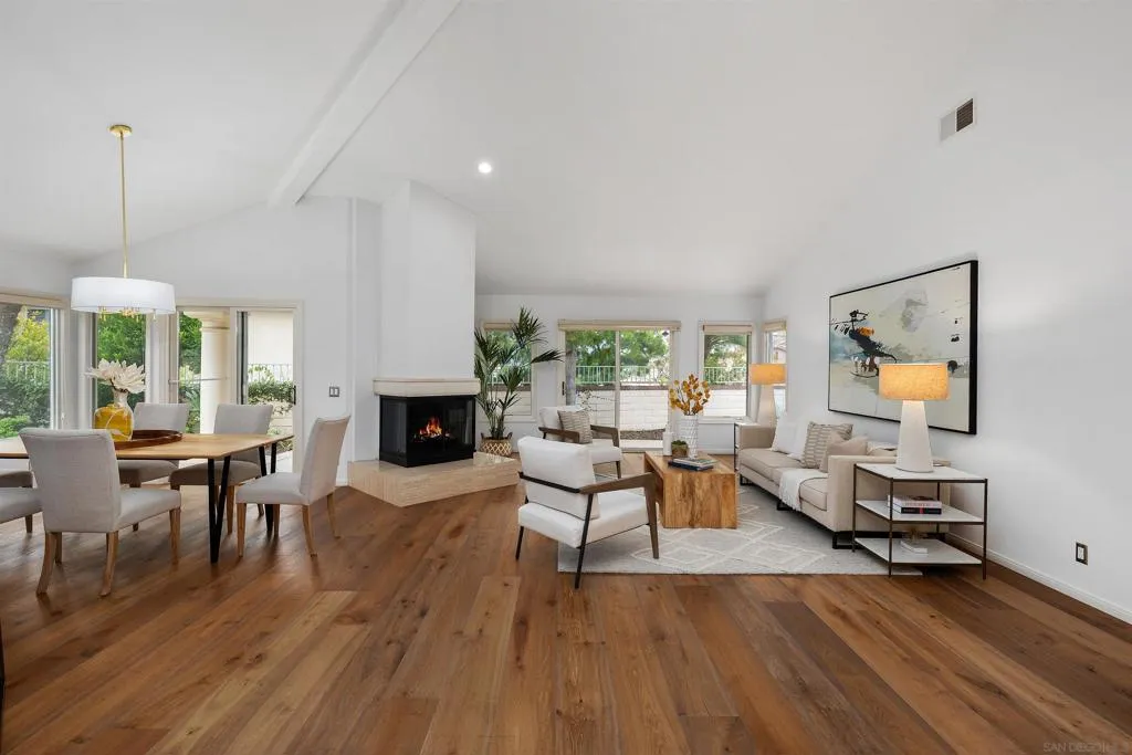 La Jolla, California 92037, United States, 3 Bedrooms Bedrooms, ,4 BathroomsBathrooms,Residential,Active,192513