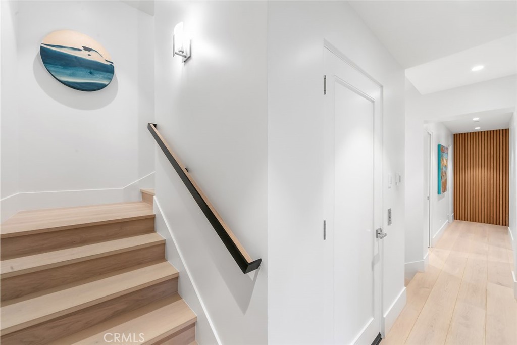 Corona del Mar South of PCH (CDMS) - Residential