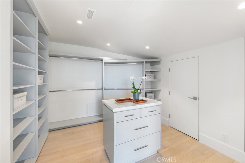 Corona del Mar South of PCH (CDMS) - Residential