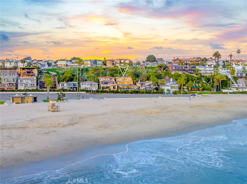 Corona del Mar South of PCH (CDMS) - Residential