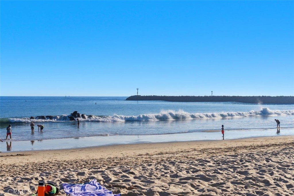 Corona del Mar South of PCH (CDMS) - Residential