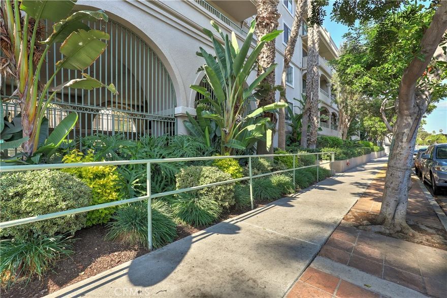 Welcome to this 2-bedroom, 2-bathroom condo located in a quiet, gated community. The home features a comfortable living room with a cozy fireplace and access to a private balcony—perfect for relaxing or enjoying your morning coffee. The primary bedroom includes an en suite bathroom, and there’s a convenient in-unit laundry closet with a stackable washer and dryer.
The community offers great amenities, including a pool, spa, barbecue area, and a rooftop gathering space to enjoy with friends and neighbors. Conveniently situated just down the street from shopping, dining, and everyday conveniences, this condo offers both comfort and convenience in an ideal location.