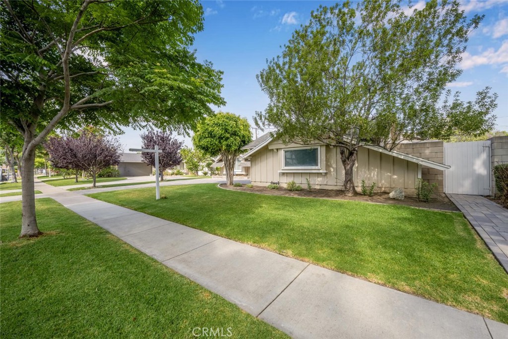 11771 Foster Road