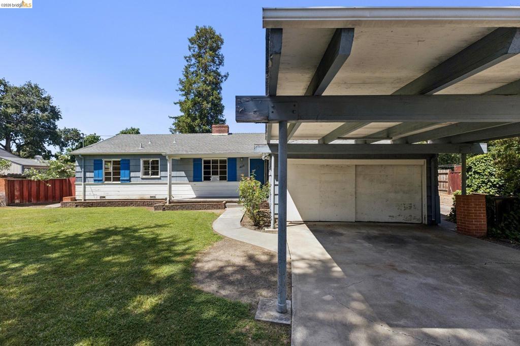 1035 Oak Grove Rd