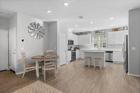 Photo of 13650 Gray Hawk Way Way, Valley Center, CA 92082 (MLS # 260005860SD)