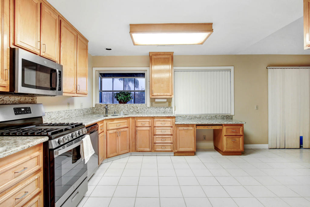 Rio Del Sol - Residential Lease