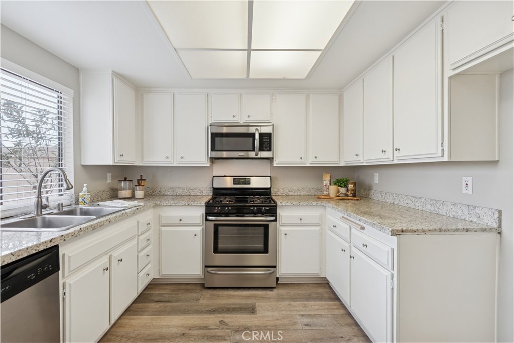 Huntington Landmark Townhomes (HLAN) - Residential