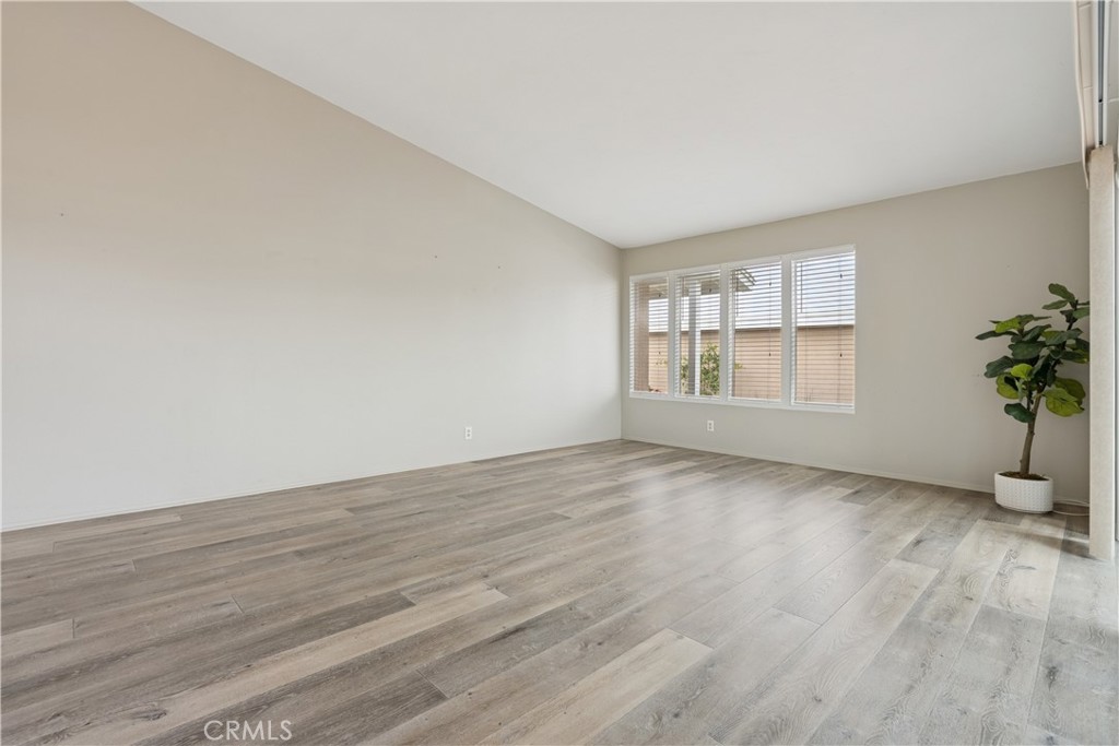 Huntington Landmark Townhomes (HLAN) - Residential