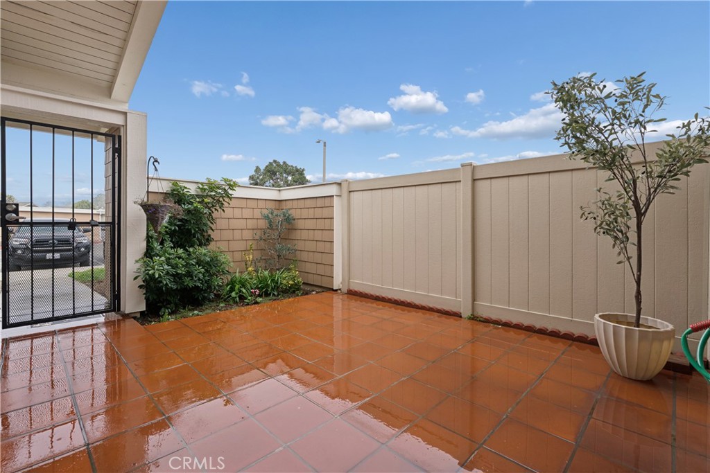 Huntington Landmark Townhomes (HLAN) - Residential