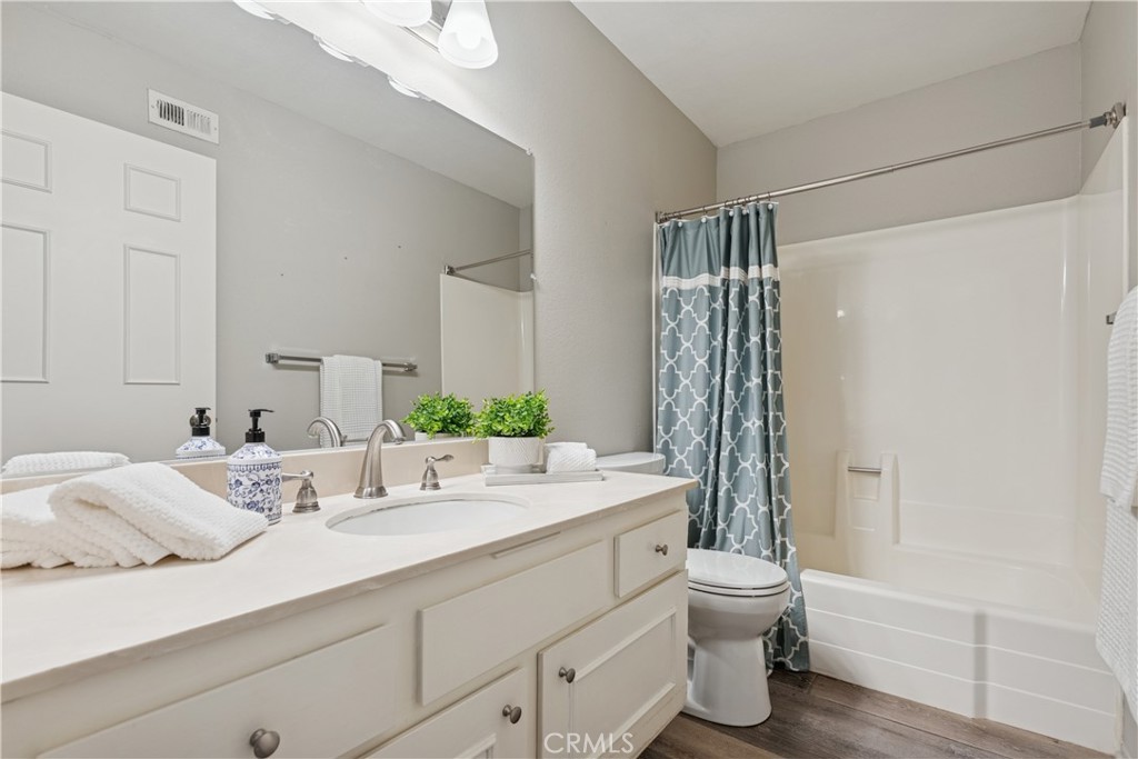 Huntington Landmark Townhomes (HLAN) - Residential