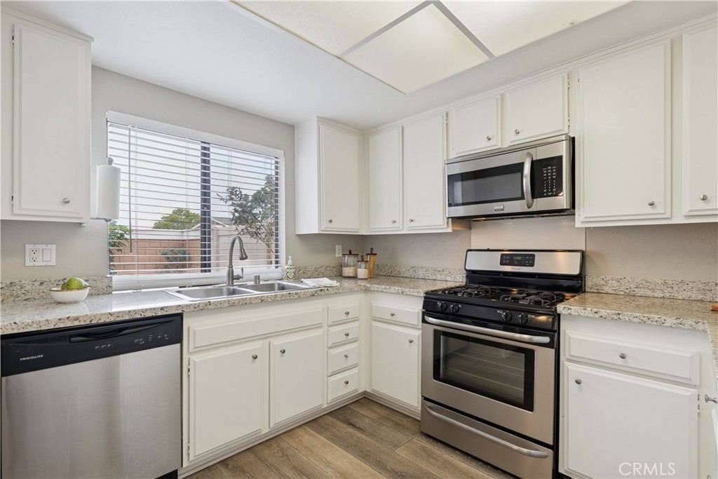 Huntington Landmark Townhomes (HLAN) - Residential