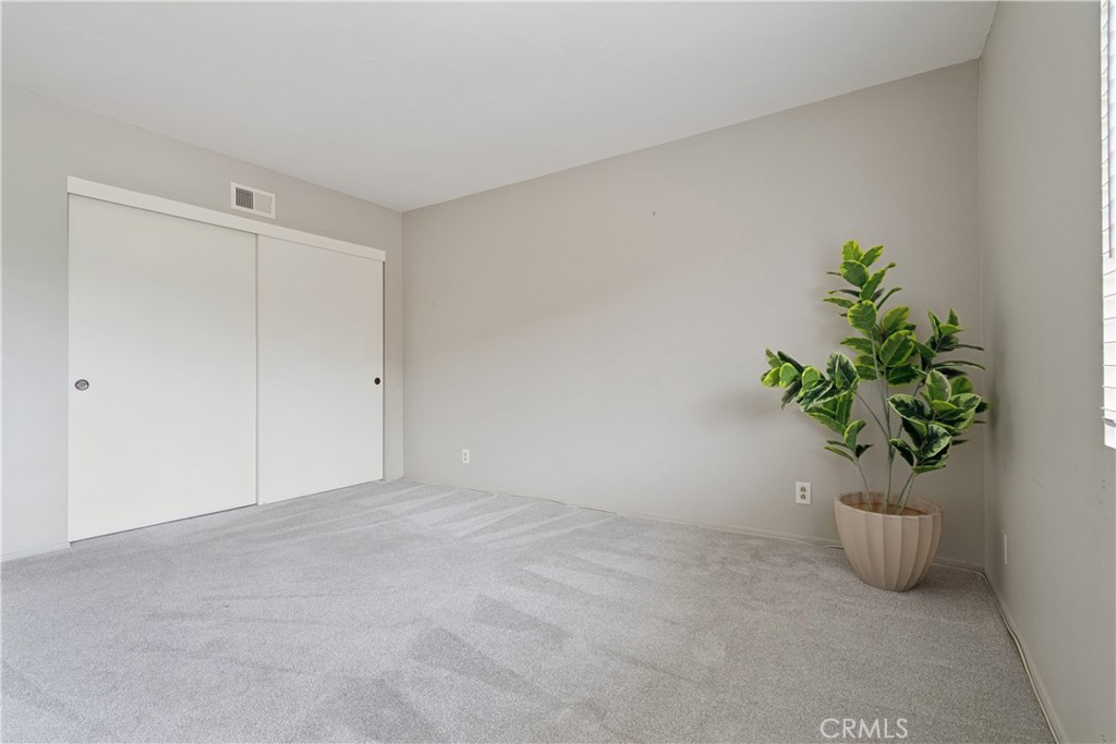 Huntington Landmark Townhomes (HLAN) - Residential