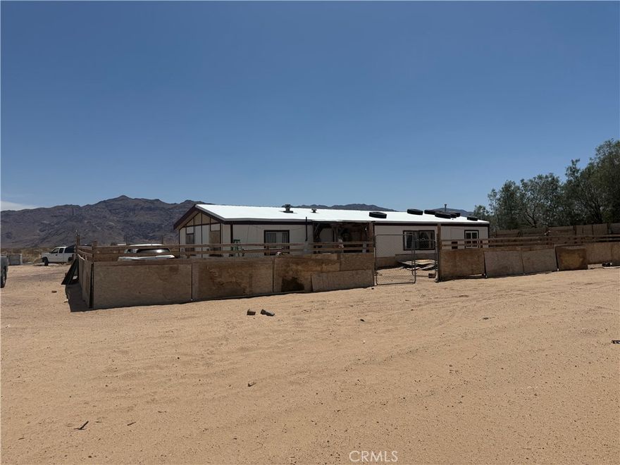 **VERY MOTIVATED SELLER**STANDARD SALE!!!**2 MANUFACTURED HOMES IN 10 ACRES FLAT LAND**BOTH HAS 3 BEDROOMS 2 BATHROOMS**1,440 SQFT LIVING SPACE**IT HAS ALL UTILITIES LIKE ELECTRIC, WATER WELL WITH BIG TANK, PROPANE GAS**FENCED ALL AROUND THE PROPERTY WITH GATE IN THE FRONT**NO HOA!!! AND LOW PROPERTY TAX!!!**