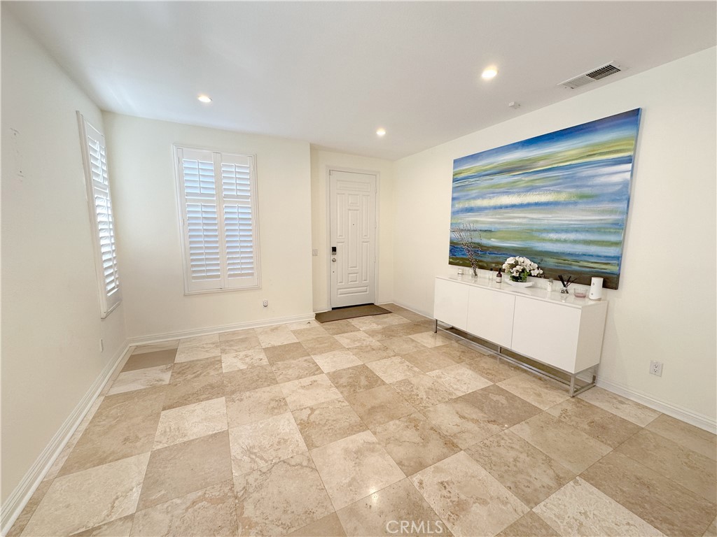 Properties 1 644 Milford