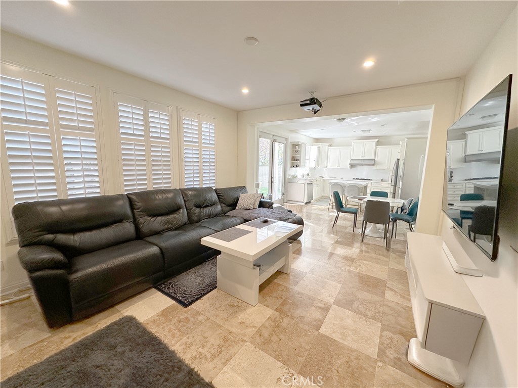 Properties 3 644 Milford