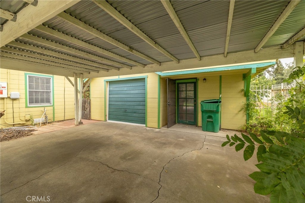 910 W 12th Avenue