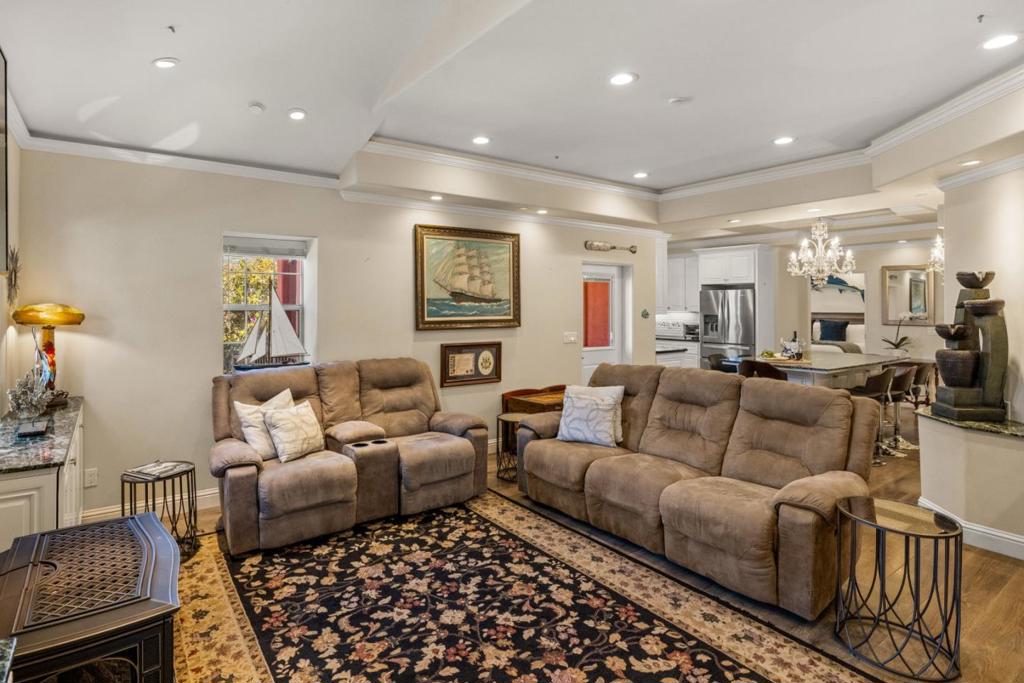 387 Ocean Avenue
