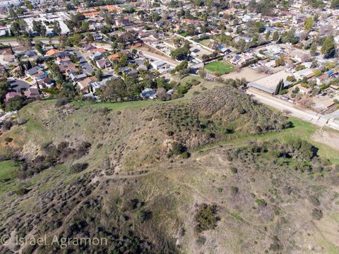 Photo of 0 Oland Avenue, Sun Valley, CA 91352 (MLS # 219124120DA) Photo of 0 Oland Avenue, Sun Valley, CA 91352 (MLS # 219124120DA)