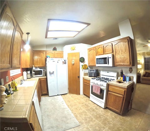 Tiny photo for 15550 Desert Star RD, Apple Valley, CA 92307 (MLS # HD26225293)