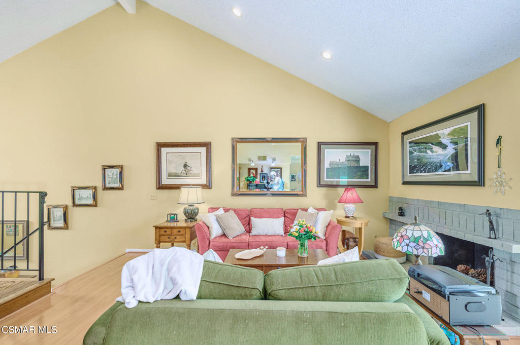 Green Meadow Condos-342 - 342 - Residential