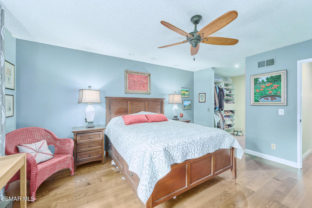Green Meadow Condos-342 - 342 - Residential
