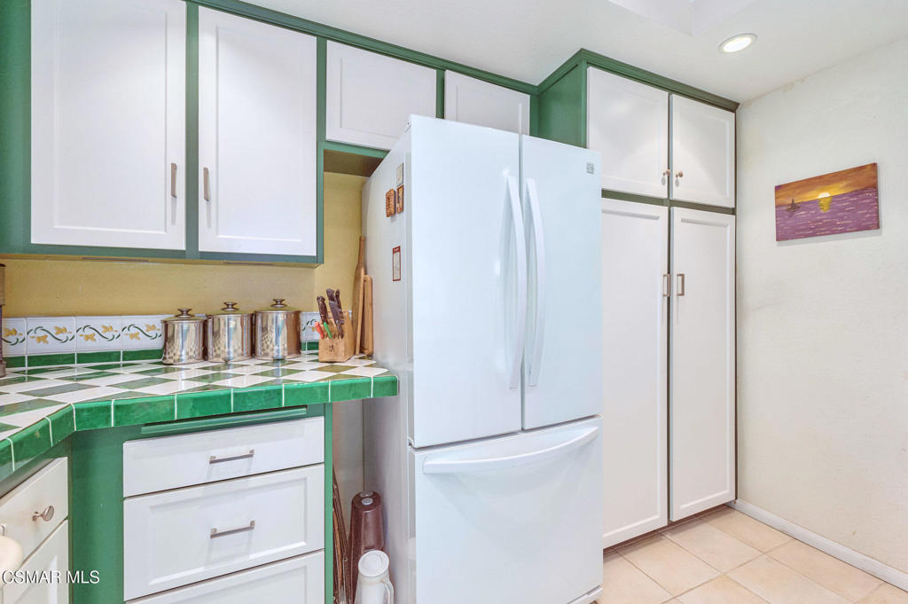 Green Meadow Condos-342 - 342 - Residential
