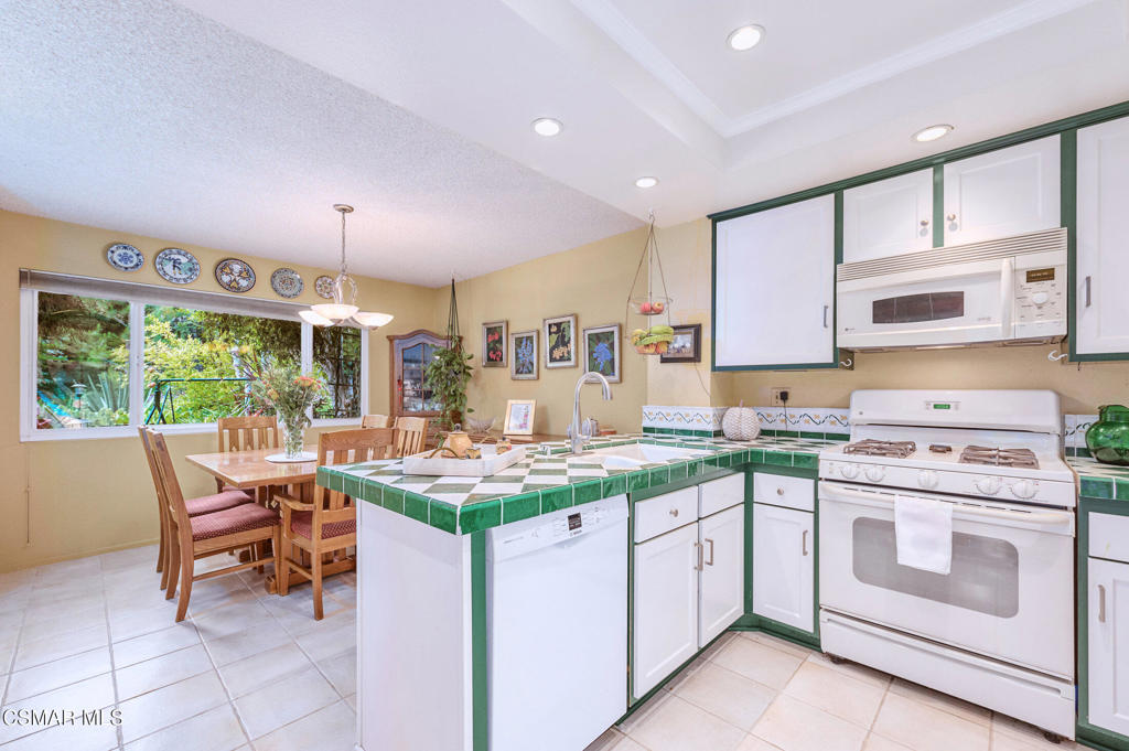 Green Meadow Condos-342 - 342 - Residential
