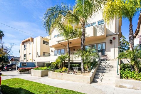 Photo of 719 E Providencia Avenue #103, Burbank, CA 91501 (MLS # GD26026555)