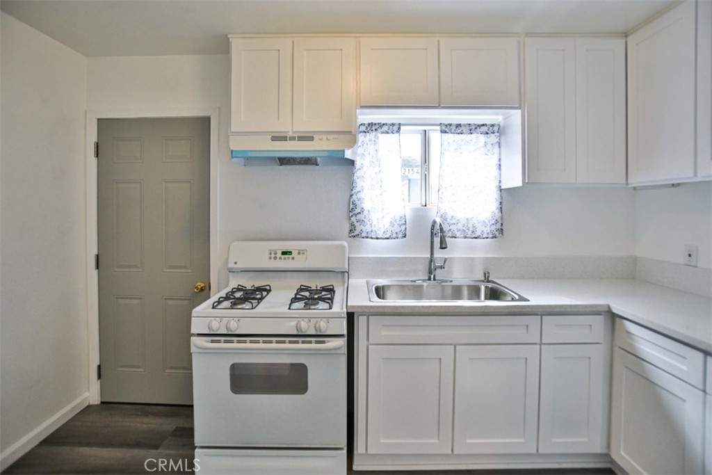 2154 E. 14th St