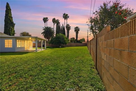 Photo of 2620 N Dunbar Street, Orange, CA 92865 (MLS # PW26021698)