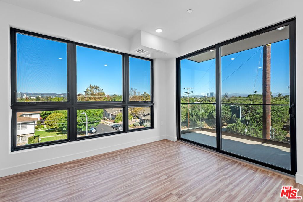 Photo of 11600 National Boulevard #201, Los Angeles, CA 90064 (MLS # 25485781)