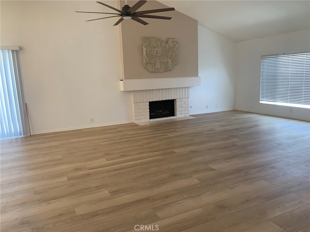 30000 Cachan Place