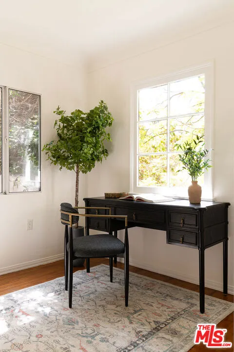 Los Angeles, California 90024, United States, 4 Bedrooms Bedrooms, ,2 BathroomsBathrooms,Residential,Active,213248