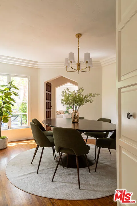 Los Angeles, California 90024, United States, 4 Bedrooms Bedrooms, ,2 BathroomsBathrooms,Residential,Active,213248