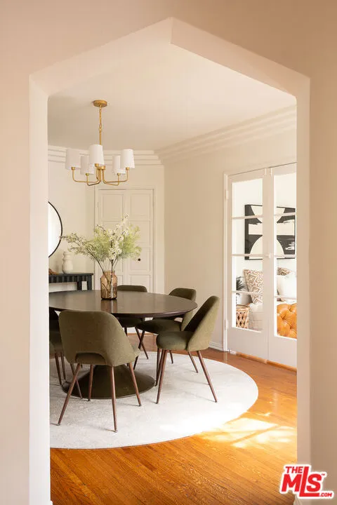 Los Angeles, California 90024, United States, 4 Bedrooms Bedrooms, ,2 BathroomsBathrooms,Residential,Active,213248