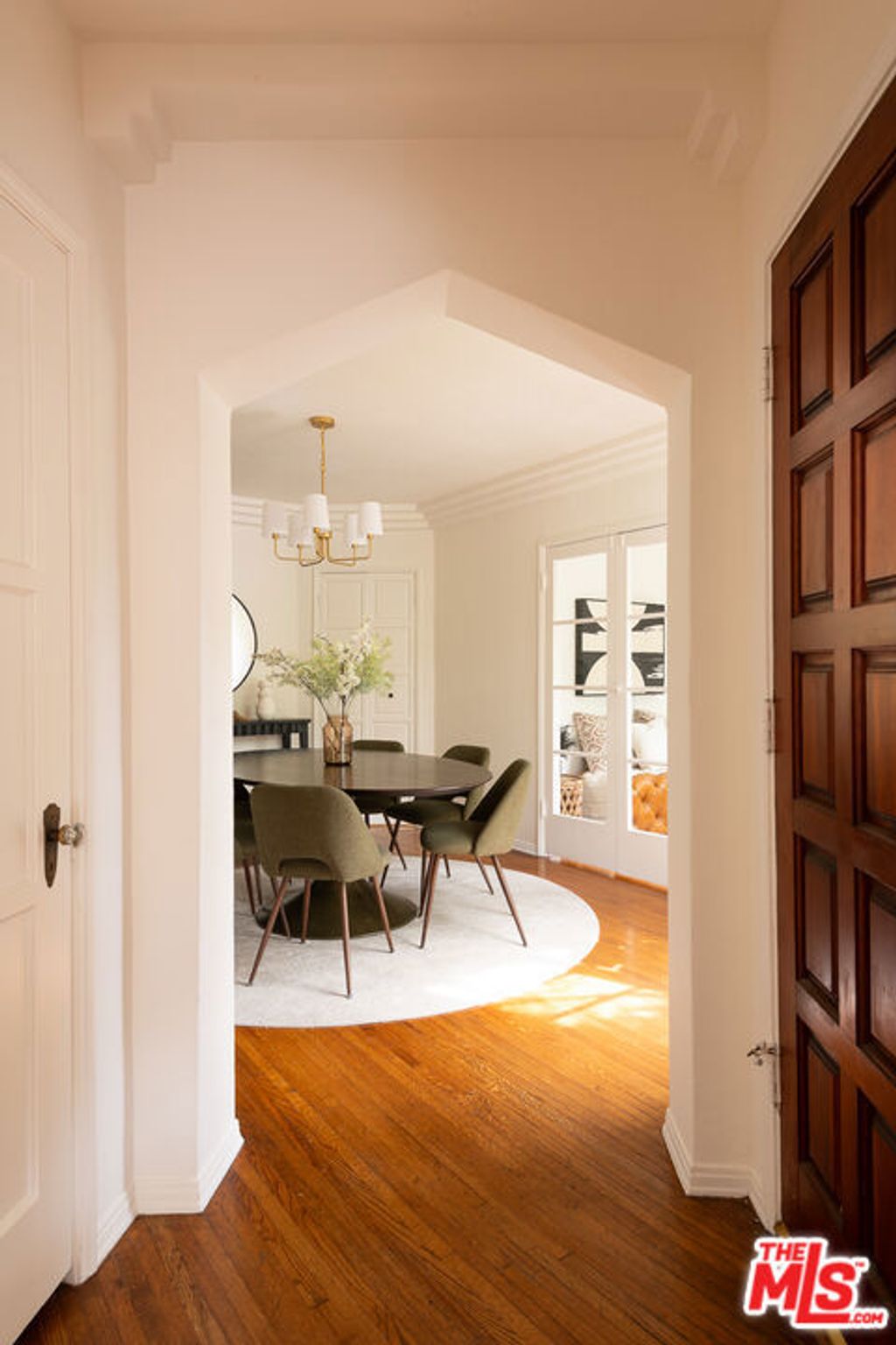 Photo of 1512 Glendon Avenue, Los Angeles, CA 90024 (MLS # 25588853)