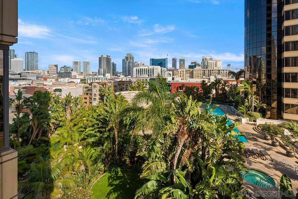 100 Harbor Drive 906