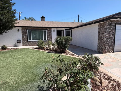 407 N Clinton St, Orange, CA 92867 - MLS#: OC26129982