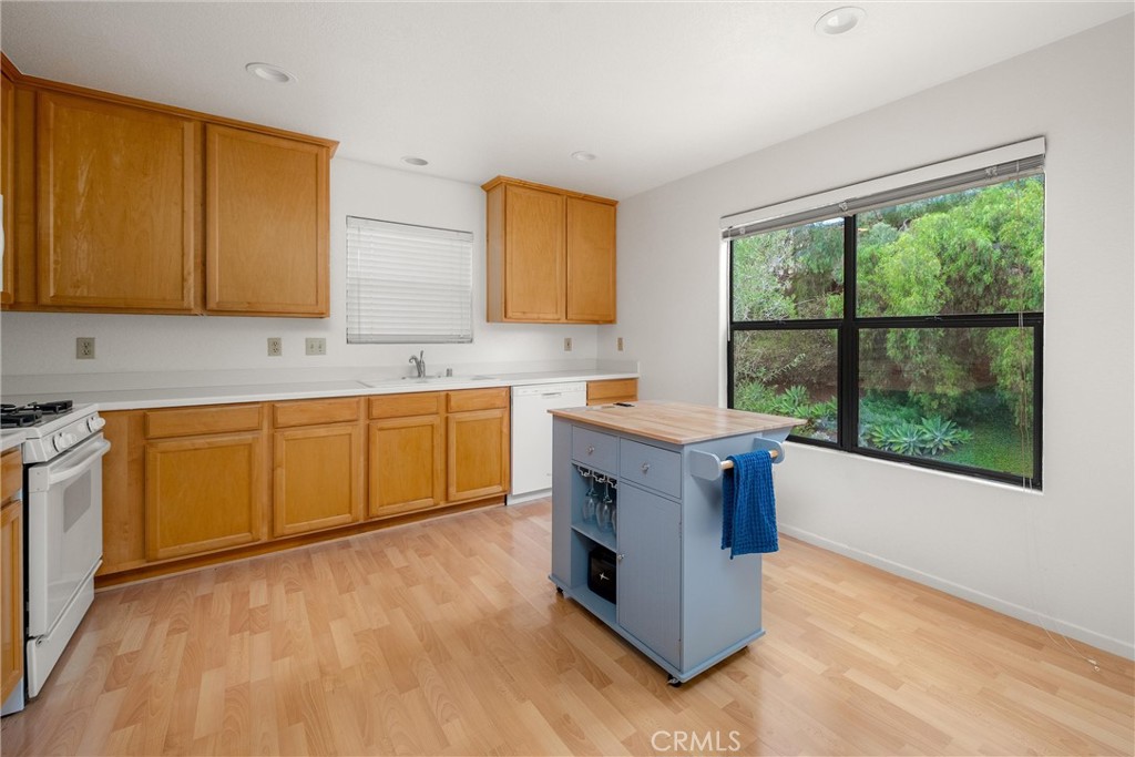 Santa Barbara: Other (80) - Residential