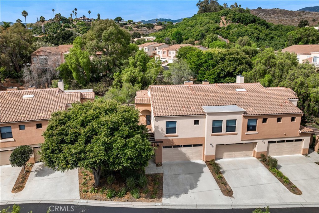 Santa Barbara: Other (80) - Residential