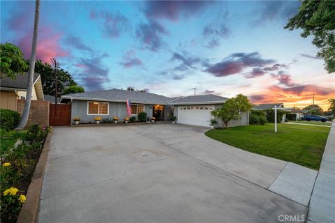Photo of 1024 E TULAROSA Ave, Orange, CA 92866 (MLS # PW25216823)