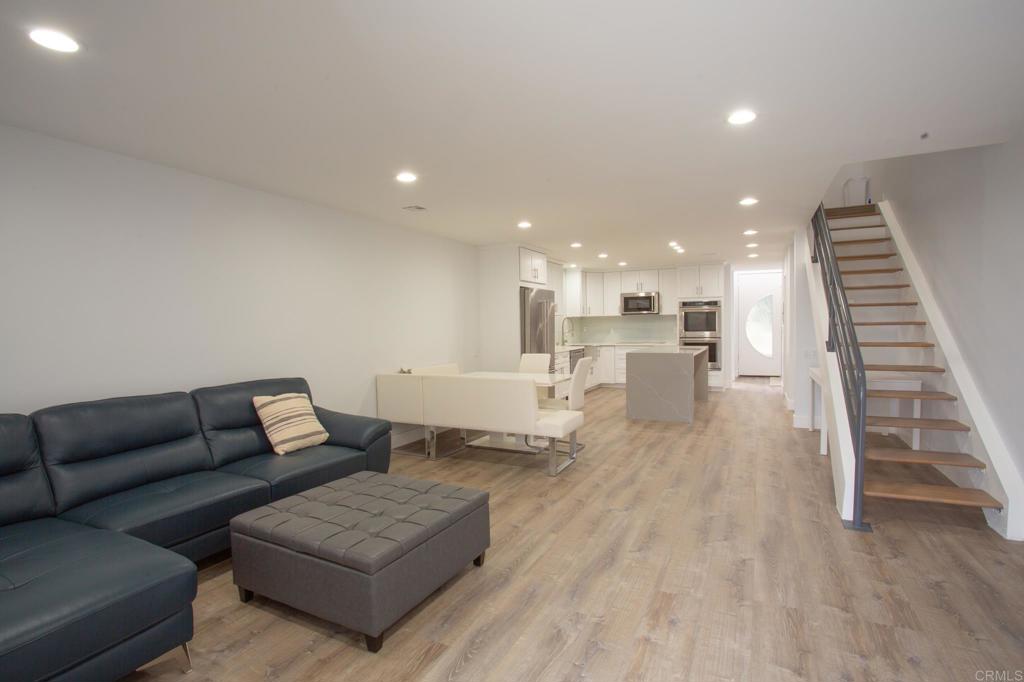 922 Sealane Drive B
