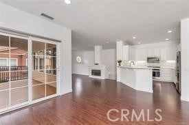 Photo of 32 Carnation, Irvine, CA 92618 (MLS # OC26195798)