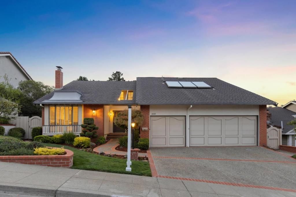 Photo of 1418 Crestwood Court, San Mateo, CA 94403 (MLS # ML82023709)