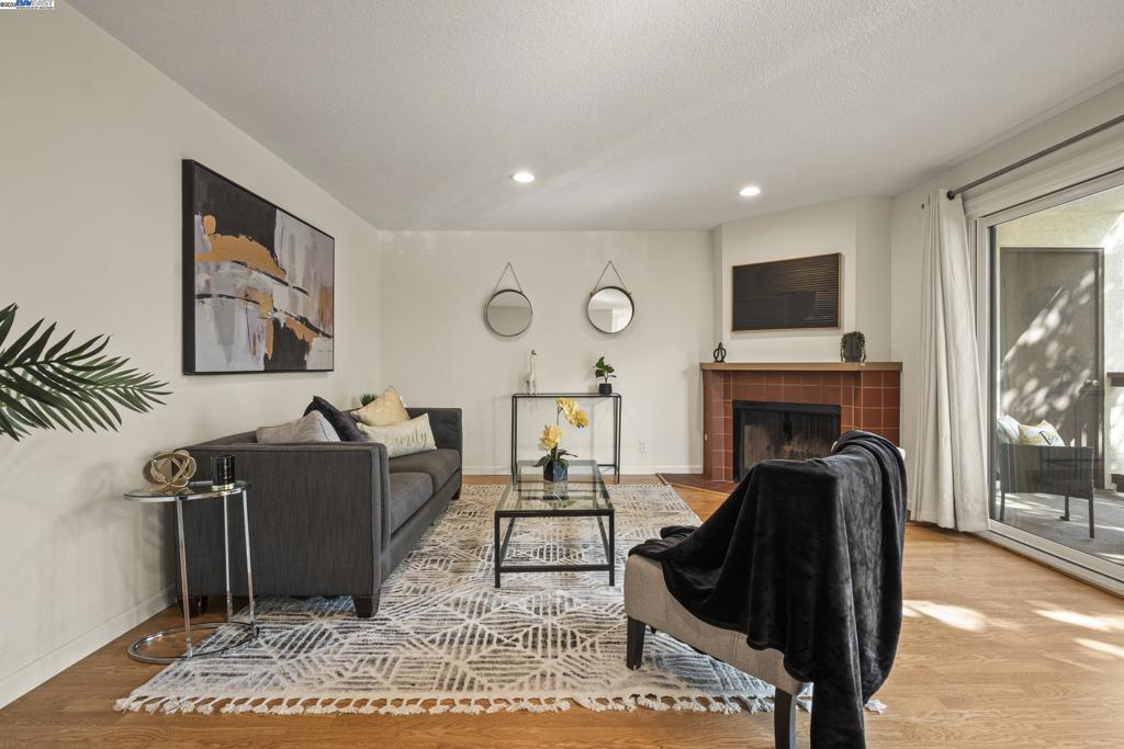 MESA VERDE - Residential