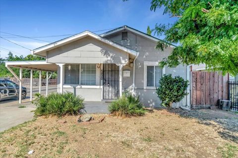 Photo of 5820 Dewey Boulevard, Sacramento, CA 95824 (MLS # ML82026136) Photo of 5820 Dewey Boulevard, Sacramento, CA 95824 (MLS # ML82026136)