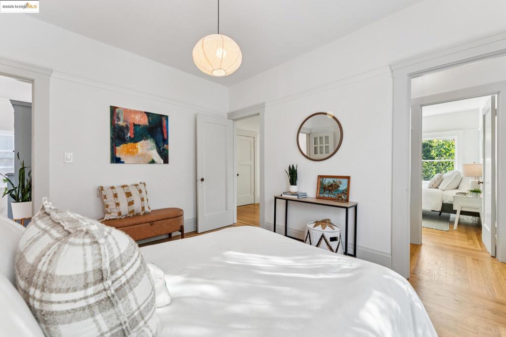 NORTH OAKLAND - Residential