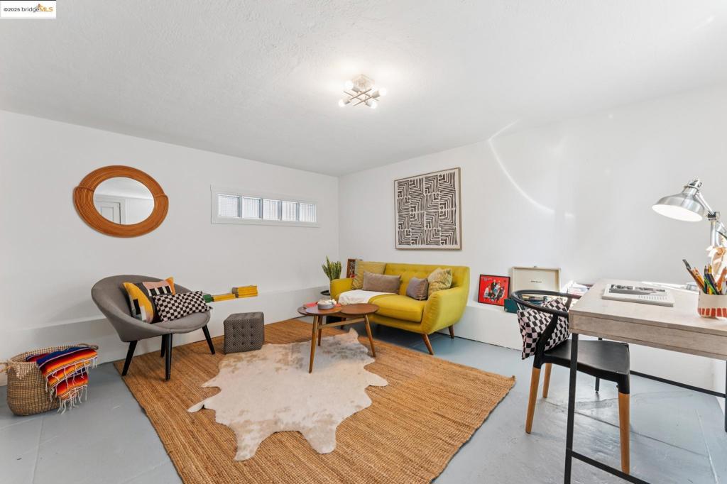 NORTH OAKLAND - Residential