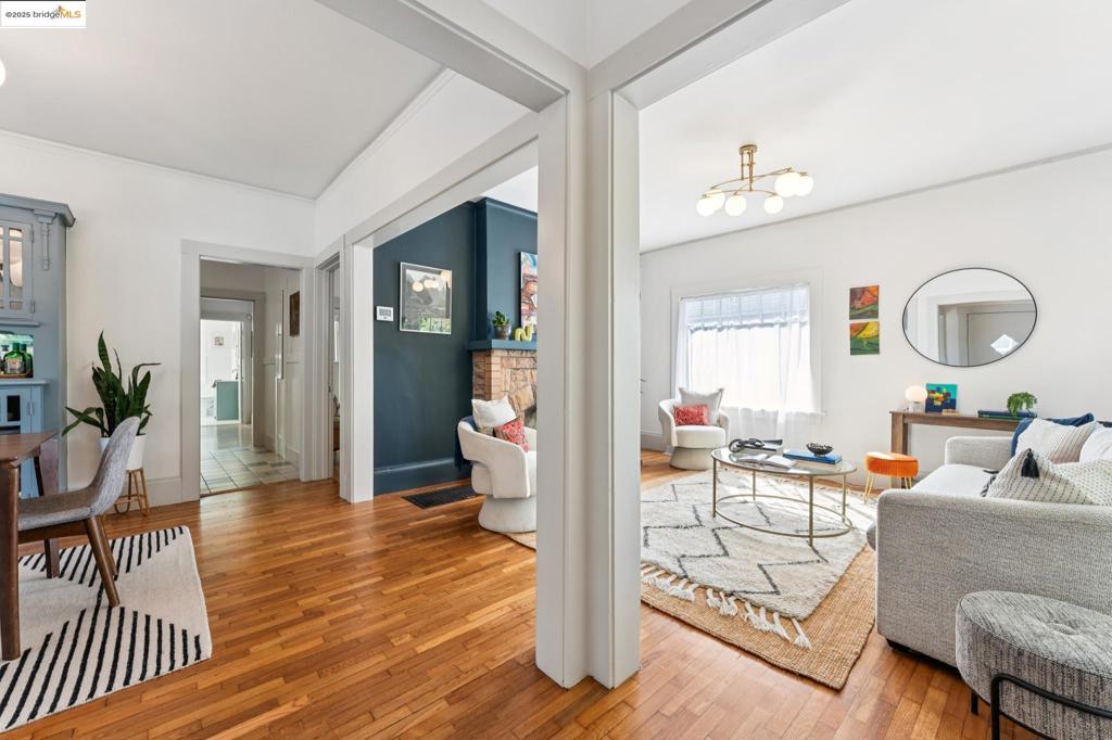 NORTH OAKLAND - Residential