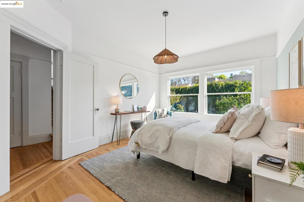 NORTH OAKLAND - Residential
